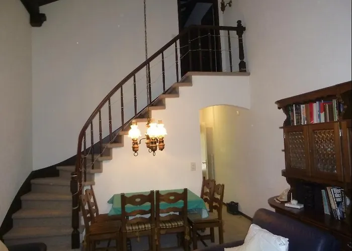 Vakantiehuis La Schmetta 5 *